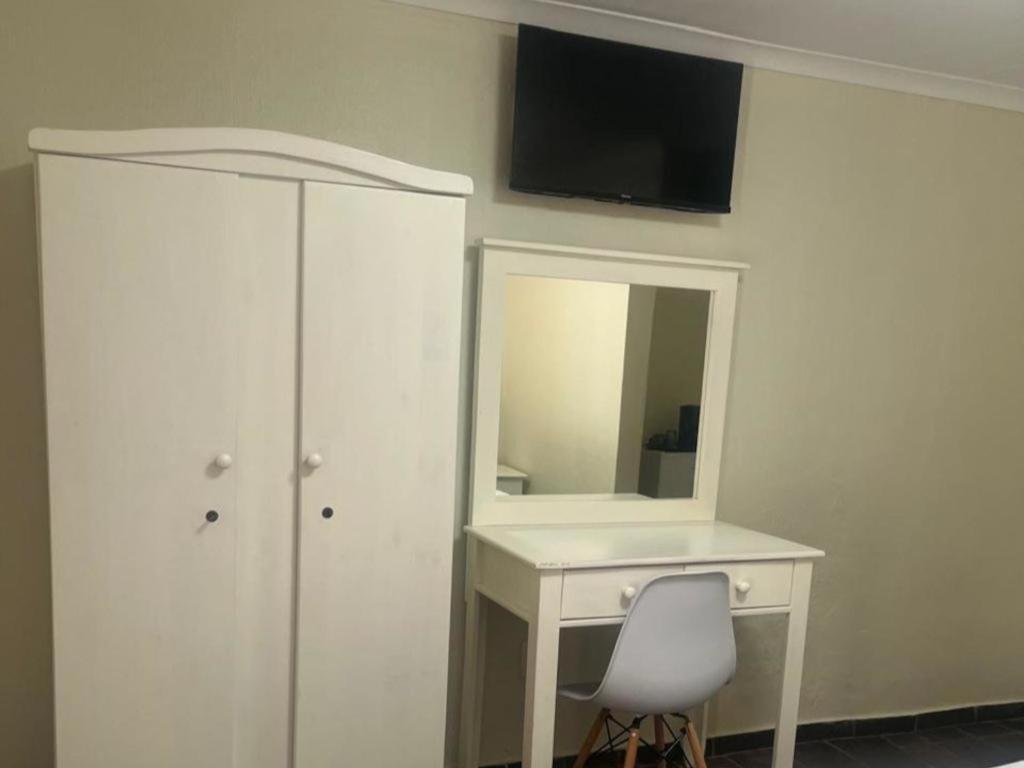 Karee Guesthouse Thabazimbi Kamer foto